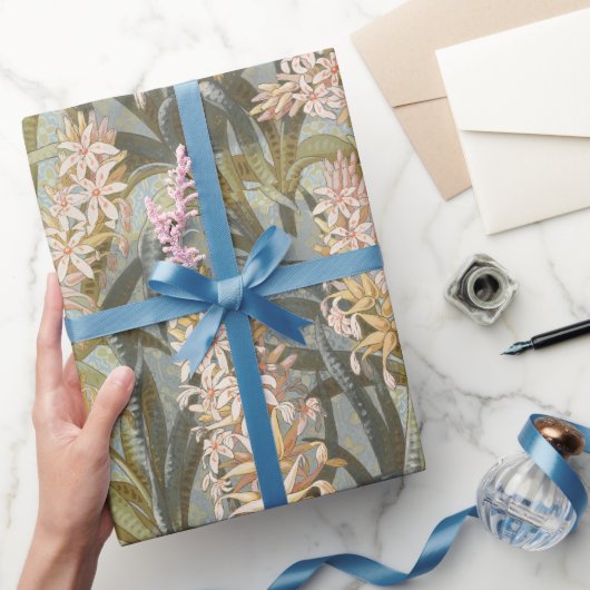 Vintag Marsh Lilies Pink Ornamental Geschenkpapier (Schenken)