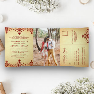 Vintag Red Damask Traditionelle indische Hochzeit Dreifach Gefaltete Einladung