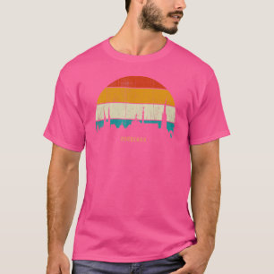 Vintag Retro Style France City skyline city city T-Shirt