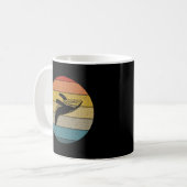 Vintag Retro Sunset Ocean Breaching Humpback Whal Kaffeetasse (Vorderseite Links)