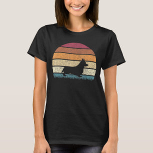 Vintag Retro Sunset Welsh Corgi Dog Silhouette T-Shirt