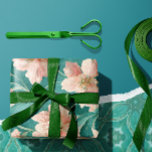 Vintag Romantische Aquamarine und rosa Blumendesig Geschenkpapier<br><div class="desc">Diese atemberaubenden Blumendesigns werden Ihnen inspiriert,  Ihren Ort mit einem ganz neuen Look zu dekorieren oder die Art,  wie Sie Geschenke sehen,  zu verändern! Sei Inspiriert!</div>