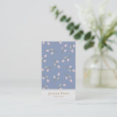Vintag rosa Blume Dusty Blue Business Card Visitenkarte (Stehend Vorderseite)