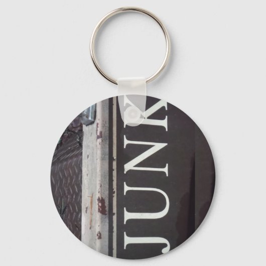 Vintag-Schlepptagebahn JUNK SIGN Schlüsselanhänger (Vorderseite)