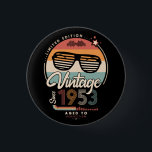 Vintag seit 1953 button<br><div class="desc">Das perfekte Vintage Geburtstagsgeschenk mit Ihrem Geburtsjahr und schönen Retrofarben. Sehr nette alte Schule und modernes Design gleichzeitig.</div>