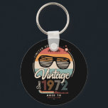 Vintag seit 1972 schlüsselanhänger<br><div class="desc">Das perfekte Vintage Geburtstagsgeschenk mit Ihrem Geburtsjahr und schönen Retrofarben. Sehr nette alte Schule und modernes Design gleichzeitig.</div>