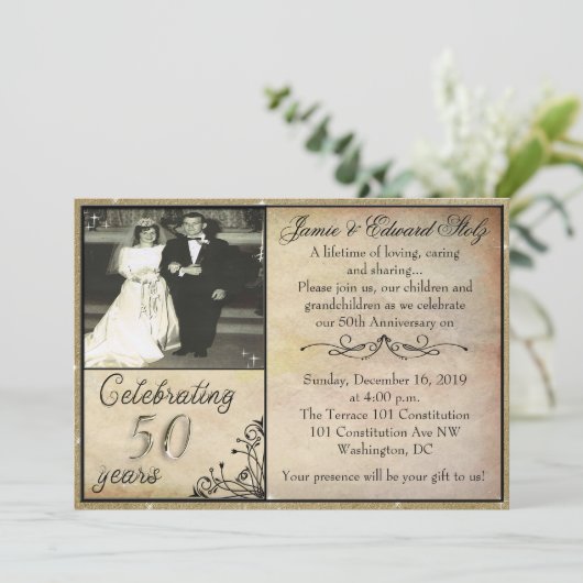 Vintag Style 50th Anniversary Einladung (Stehend Vorderseite)