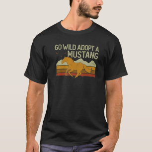 Vintag Sunset Horse Wild Mustang Go Wild Adoptier T-Shirt