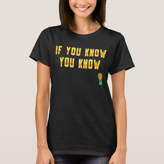 Vintag Upside Down Ananas Subtile Swinger T-Shirt (Vorderseite)