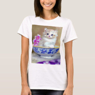 Vintag White Kitten Illustration T-Shirt