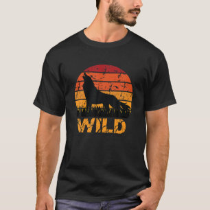 Vintag Wild Wolf Wildlife Howling T-Shirt