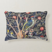 Vintag Woodpecker Floral Tapestes William Morris