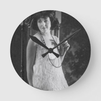 Vintage 1920s Women's Flapper Fashion Runde Wanduhr