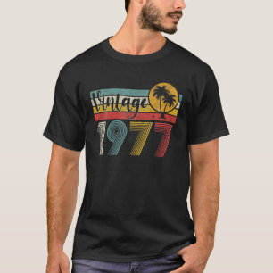 Vintage 1977 Made In 1977 45Th Birthday Gifts 45 Y T-Shirt
