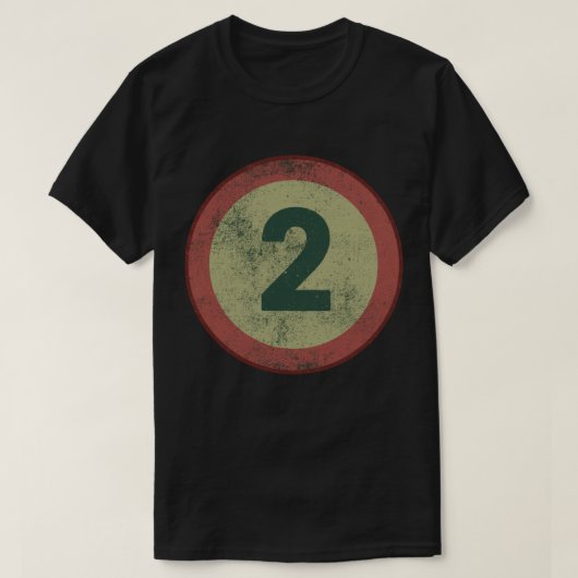 Vintage abgenutzte Nummer 2 T-Shirt (Design vorne)