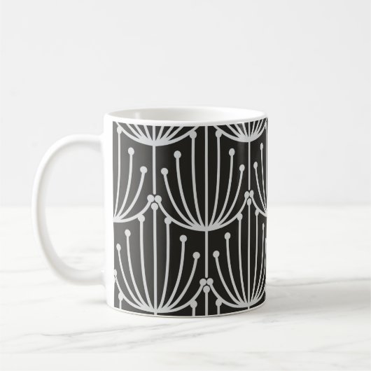 Vintage Abstrakte Blüte in Schwarz-Weiß-Muster Kaffeetasse (Links)
