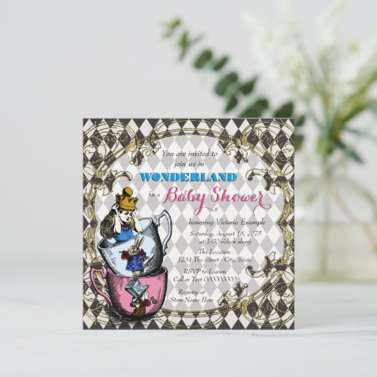 Vintage Alice Wonderland Babydusche Einladung (Stehend Vorderseite)