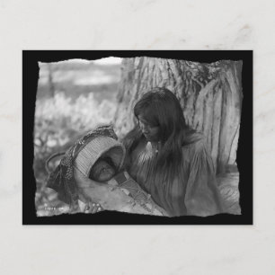 Vintage amerikanische Apache-Frau Ankündigungspostkarte