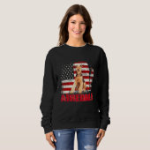 Vintage amerikanische Flagge Airedale Dog Sweatshirt (Vorne ganz)