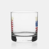 Vintage amerikanische Flagge Gold Trump 2024 Whiskyglas (Rechts)