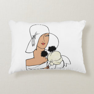 Vintage Art Deco Frau mit Blumen einen Hut tragend Zierkissen