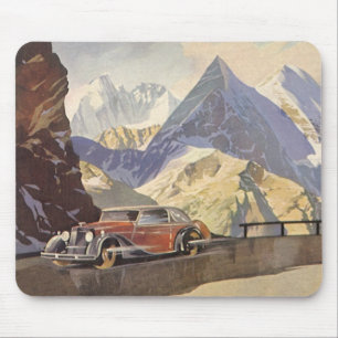 Vintage Auto auf Bergstraße im Winter mit Schnee Mousepad