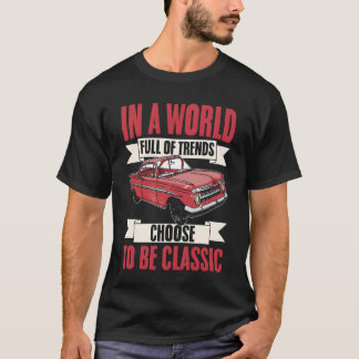 Vintage Auto in einer Welt voller Freunde Wähle al T-Shirt