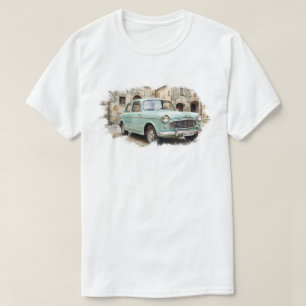 Vintage Auto in rustikaler Kulisse T-Shirt