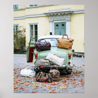 Vintage Auto mit viel Gepäck Poster