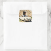 Vintage Auto vor Steinbau Quadratischer Aufkleber (Tasche)
