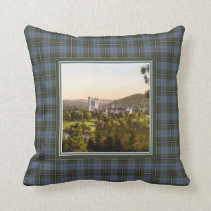 Vintage Balmoral Castle Royal Deeside Tartan Kissen