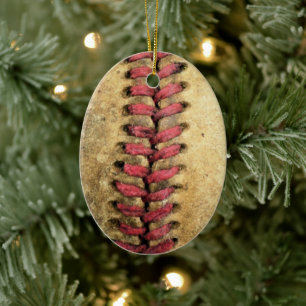 Vintage-Baseball-Kunst - gealtertes Leder & rote S Keramik Ornament