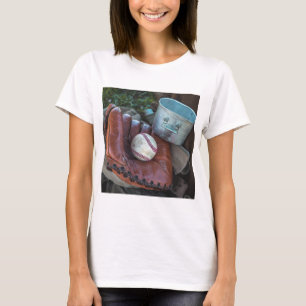 Vintage-Baseballhandschuh und Ball Baseballhandsch T-Shirt