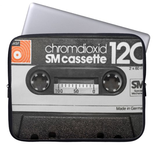 Vintage BASF-Kassette: Sammlerelement Laptopschutzhülle (Vorderseite)