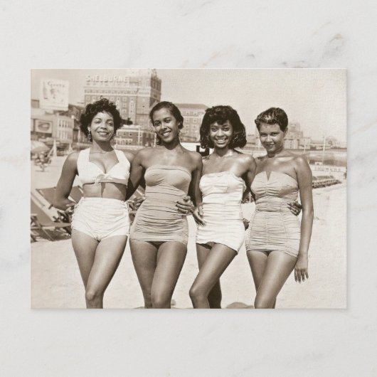 Vintage Beauties Postkarte (Vorderseite)