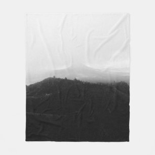 VINTAGE BERGLANDSCHAFT FLEECEDECKE