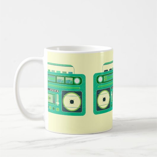 Vintage-Bild einer klassischen Boom-Box Kaffeetasse (Links)