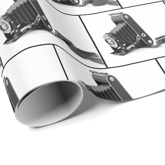 Vintage Blasenkamera auf Weiß Geschenkpapier (Rolleneckpunkt)