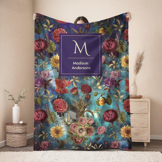 Vintage blaue Floralmonogramm Fleecedecke