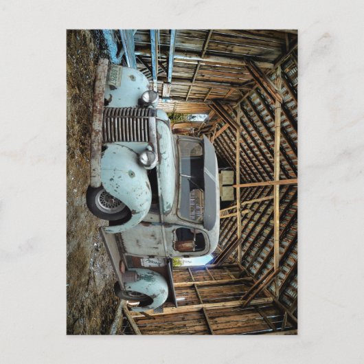 Vintage Blaulastwagen Rustikale Scheune Postkarte (Vorderseite)
