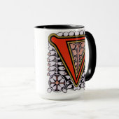 Vintage Blume "V" - Tasse (VorderseiteRechts)