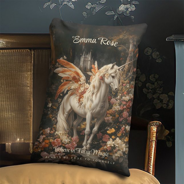 Vintage-Blumen-Feengeschichten-Wald-Einhorn Fee Lendenkissen (Von Creator hochgeladen)