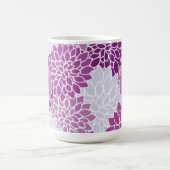 Vintage-Blumenmuster Lila monogrammierte Initiale Kaffeetasse (Mittel)