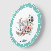Vintage Blumennähmaschine Mit Monogramm Name Große Wanduhr (Winkel)