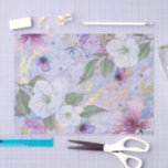 Vintage Blumenschrift in Aquarellfarben, lila Gold Seidenpapier<br><div class="desc">Machen Sie mit diesem wunderschönen, romantischen, Vintagen Blumenpapier ein besonderes Geschenk. Weiße, lila und blaue Aquarellfarben überlagern das goldene Drehbuch auf einem prächtigen, sanften, lila blauen, goldfarbenen Hintergrund. verwandelt ein großartiges Geschenk in etwas noch Besseres! Dieses Tissue Paper funktioniert auch hervorragend für Ihr neuestes Decoupage Projekt. Sie können dieses Gewebepapier...</div>
