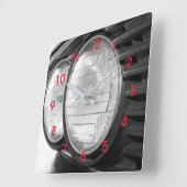 Vintage BMW-Scheinwerfer Quadratische Wanduhr (Winkel)