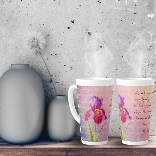 Vintage botanische Iris-Blume Violettöne Milchtasse