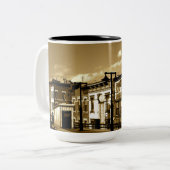 Vintage Brooklyn-Kaffee-Tasse Zweifarbige Tasse (Vorderseite Links)