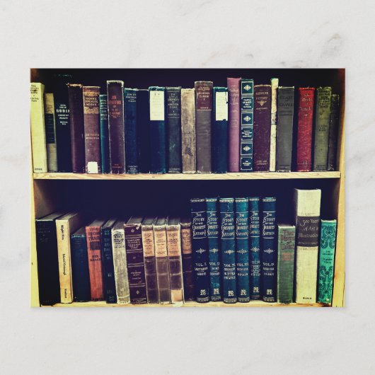 Vintage Bücher im Regal Postkarte (Vorderseite)
