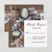 Vintage Cameo Key Burlap Wood Wedding RSVP Karte (Vorne/Hinten)